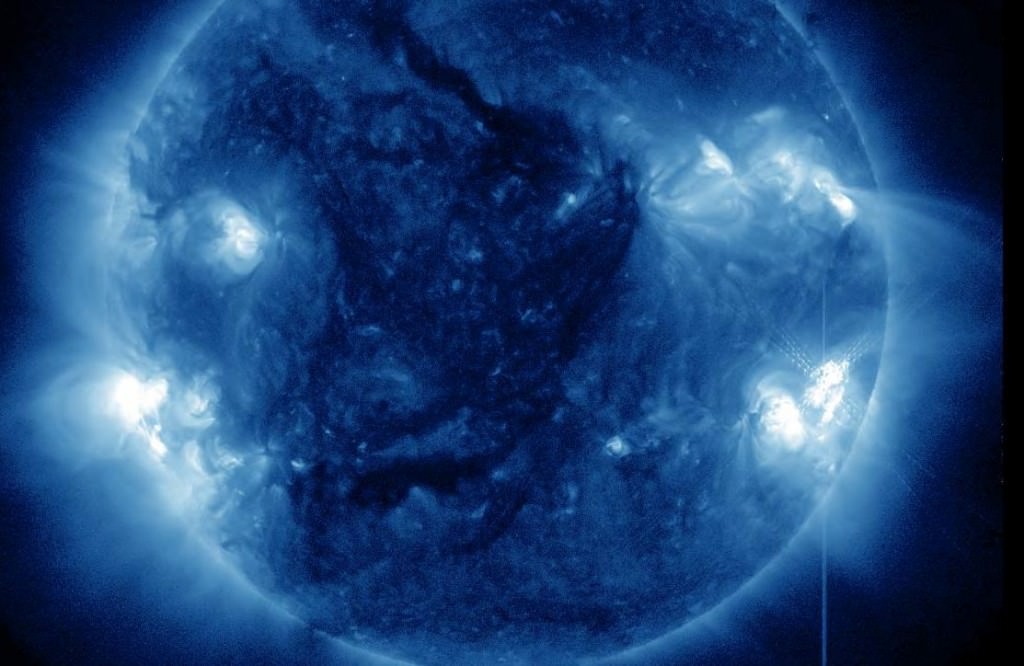 The Sun Blasts Out An X1 Class Solar Flare Universe Today