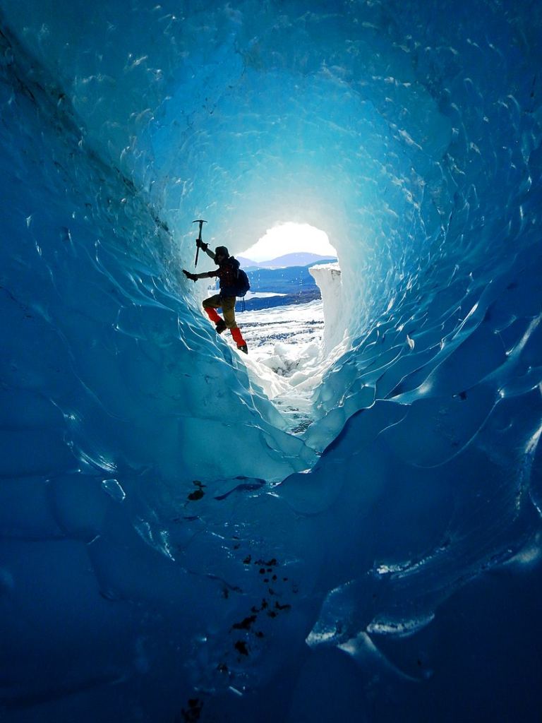 Glaciers have tubes in them that transport meltwater. This water can flow underneath the glacier, carving out river valleys buried underneath all the ice. Researchers think this is how many of Mars' river valleys were carved, rather than by free-flowing rivers. This is a picture of the Mendenhall Glacier, Tongass National Forest, Alaska. Image Credit: photo by Adam DiPietro. Forest Service Alaska Region, USDA from Juneau, Alaska, USA - 20171012-FS-Tongass-AD-001, CC BY 2.0, https://commons.wikimedia.org/w/index.php?curid=74983297
