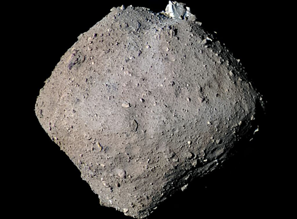 Asteroid Ryugu contains organic molecules called polycyclic aromatic hydrocarbons, thought to be chemical building blocks for life. Courtesy ISAS/JAXA
