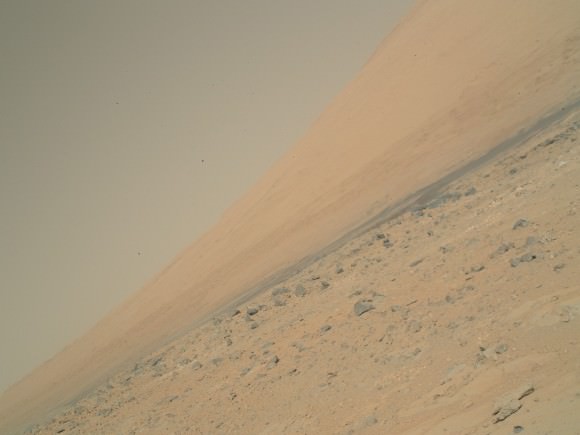 Raw Mars Curiosity image on Oct. 3 of Mount Sharp (Aeolis Mons) using its Mars Hand Lens Imager (MAHLI). Credit: NASA/JPL-Caltech/MSSS