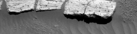 Rocks with grainy surface.  Credit: NASA/JPL/Cornell