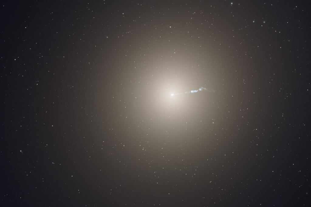 Messier 87 - the Virgo A Supergiant Galaxy - Universe Today