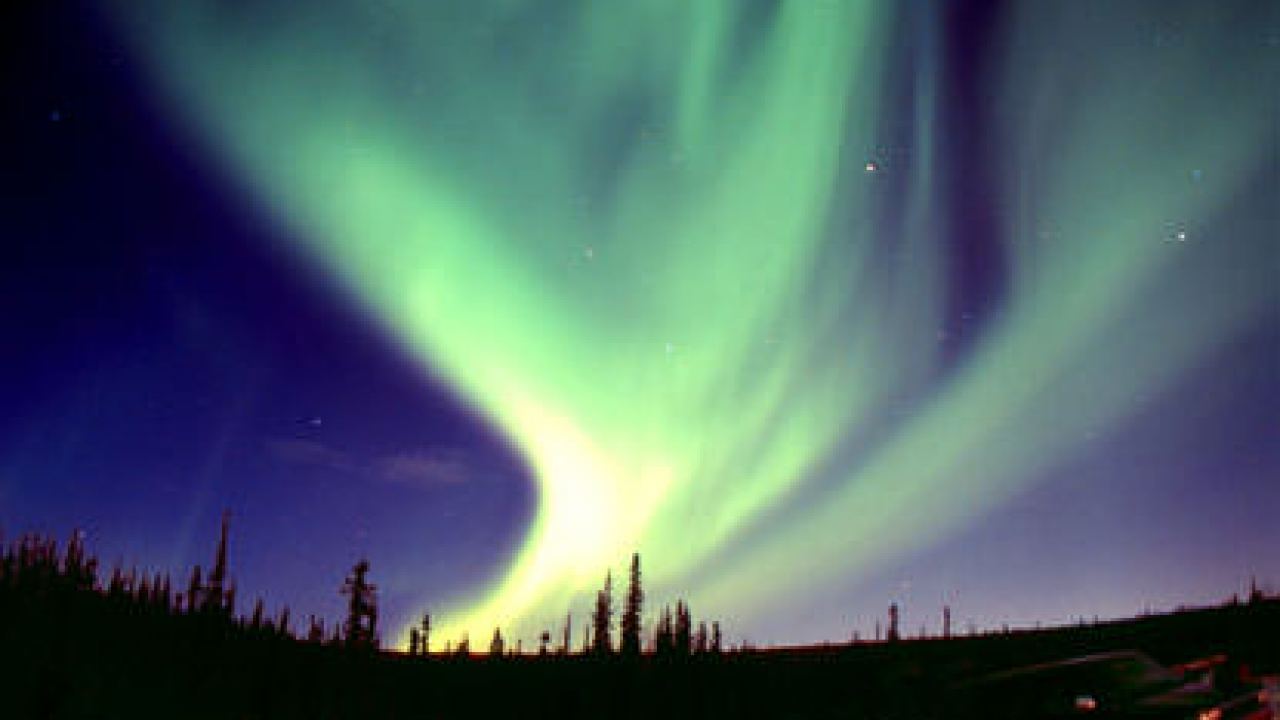 Scientists use rocket to create artificial Northern Lights to better  understand space weather