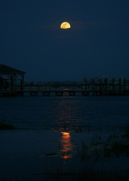 Your 'Supermoon' Images from Around the World - Universe Today