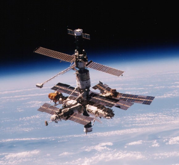 Outside view of the Mir space station. Credit: NASA
