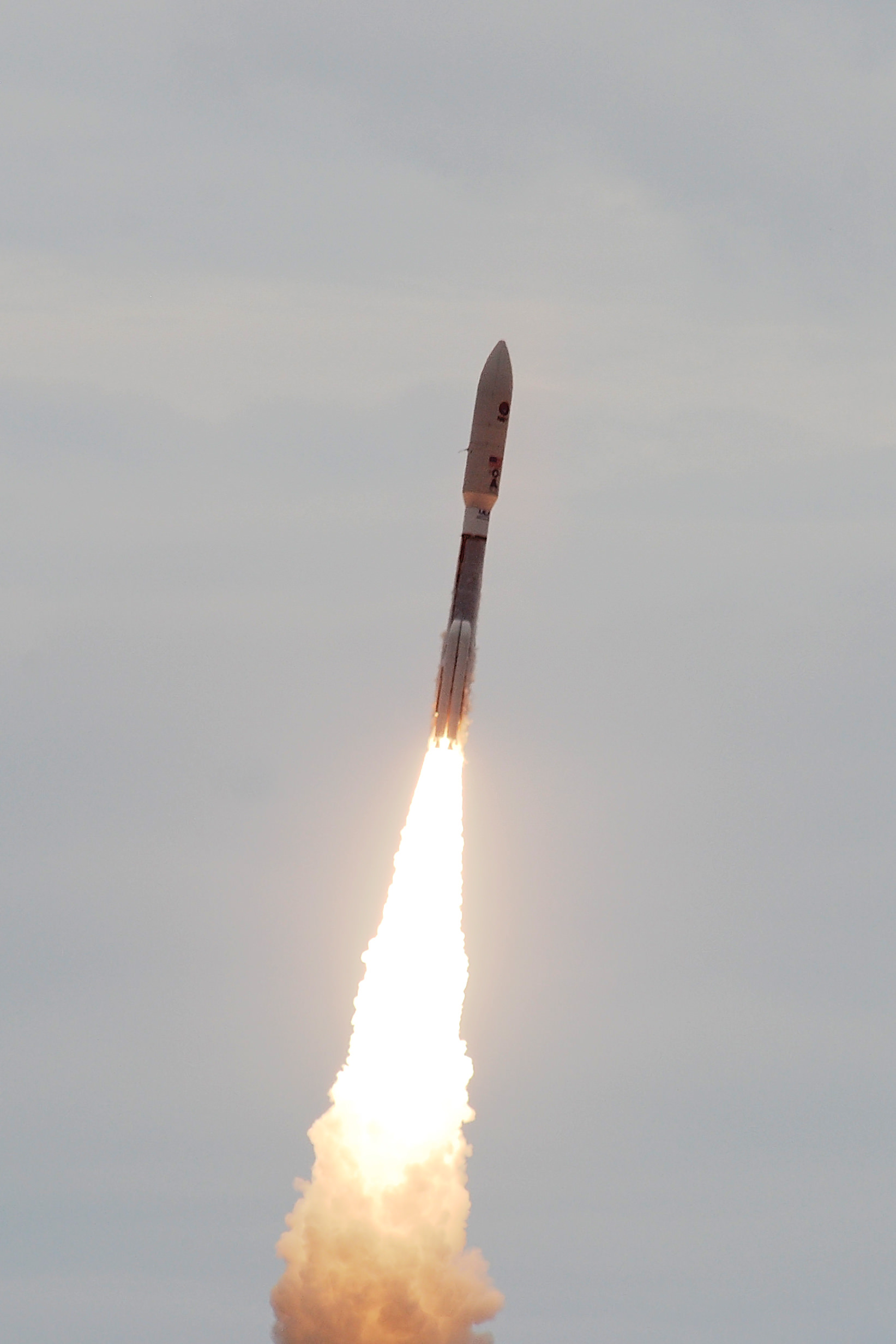 Gallery: Atlas 5 Launches US Navy's Heavyweight MUOS-2 Satellite into ...