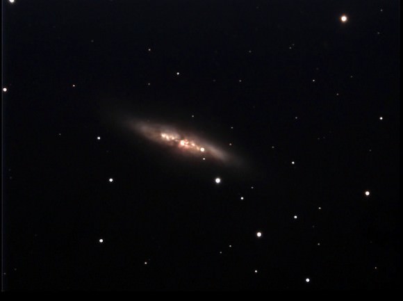M82 showing the Type la supernova on January 23, 2014. A 45 minute exposure  with SXVR-H9C + C9. Credit and copyright: David G. Strange. 