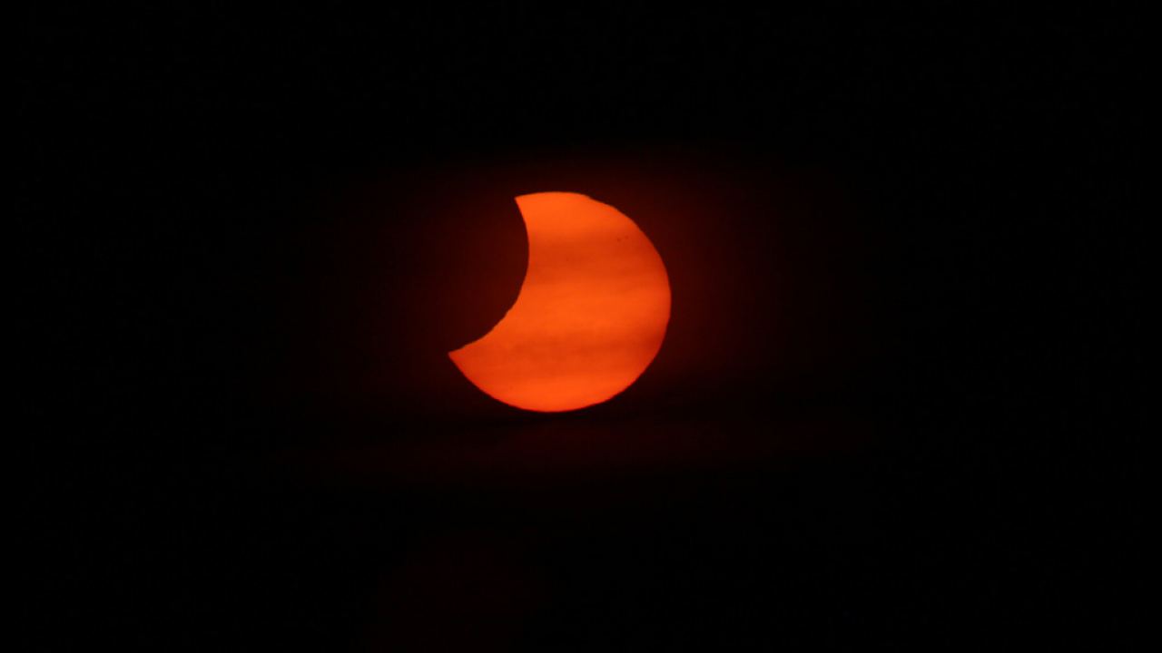 Partial Solar Eclipse Images from Around the World - Universe Today