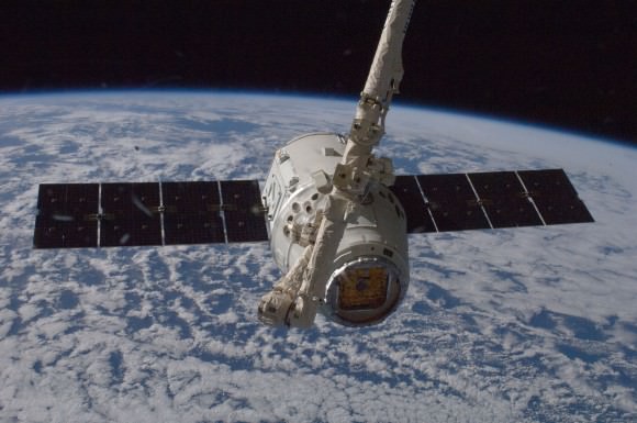 SpaceX's Dragon spacecraft berthed to the International Space Station during Expedition 33 in October 2012. Credit: NASA