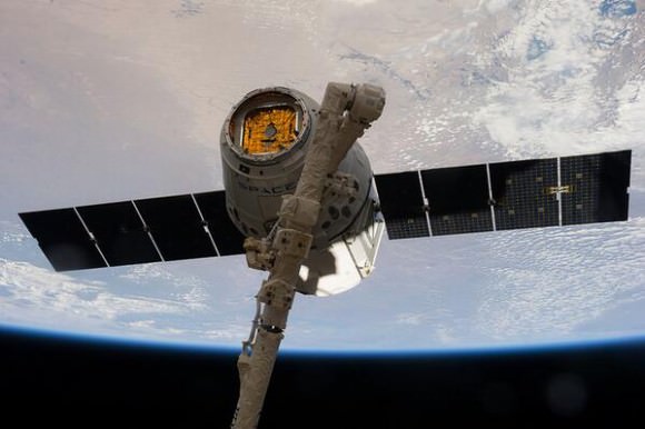 Return of the SpaceX-3 Dragon to Earth Caps Super Science Mission for ...