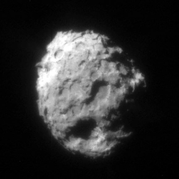 The nucleus of Comet 81P/Wild taken by NASA's Stardust probe in 2004. Credit: NASA