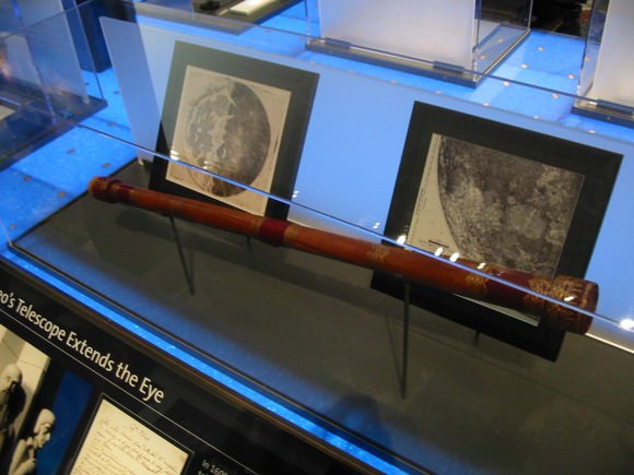 A replica of the earliest surviving telescope attributed to Galileo Galilei, on display at the Griffith Observatory. Credit: Wikipedia Commons/Mike Dunn