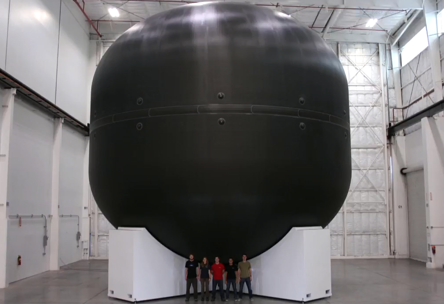 The ITS requires huge fuel tanks, one of which is seen here at SpaceX's production facility. Image: SpaceX