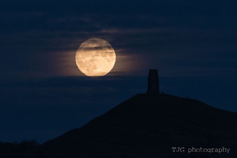 Super Moon 2024 Uk Matti Shelley