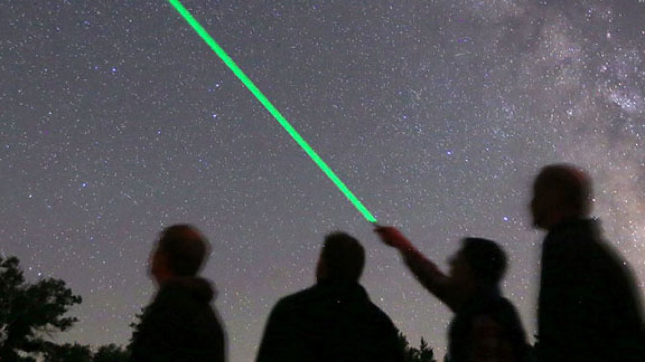 Review: SKYlaser 55 mW Green Laser Pointer - Universe Today