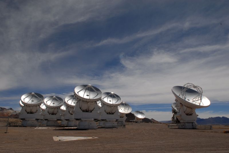 The ALMA array in Chile, part of the EHT. Image:  ALMA (ESO/NAOJ/NRAO), O. Dessibourg