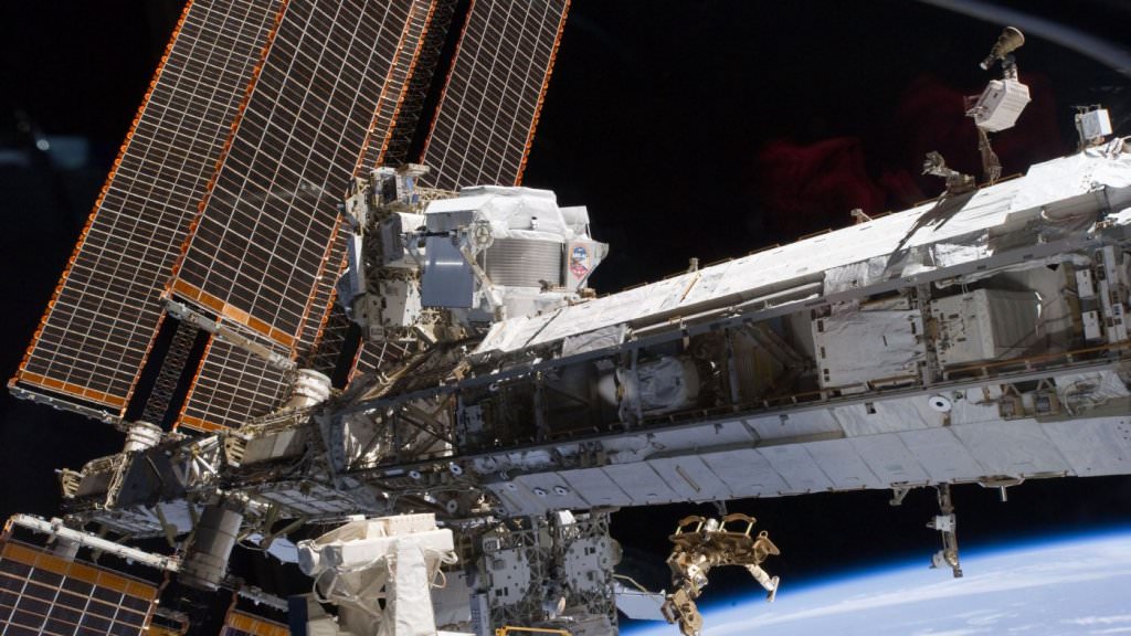 Space Station-Based Experiment Might Have Found Evidence of Dark Matter ...