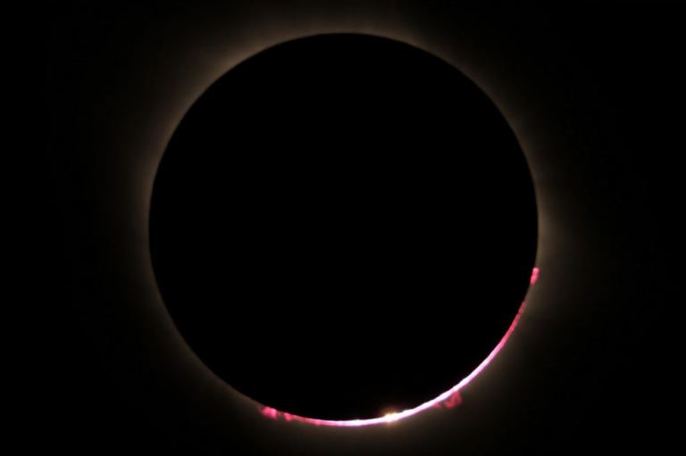 solar eclipse Archives - Universe Today