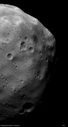 Strange Grooves On Phobos Were Caused By Boulders Rolling Around On Its ...