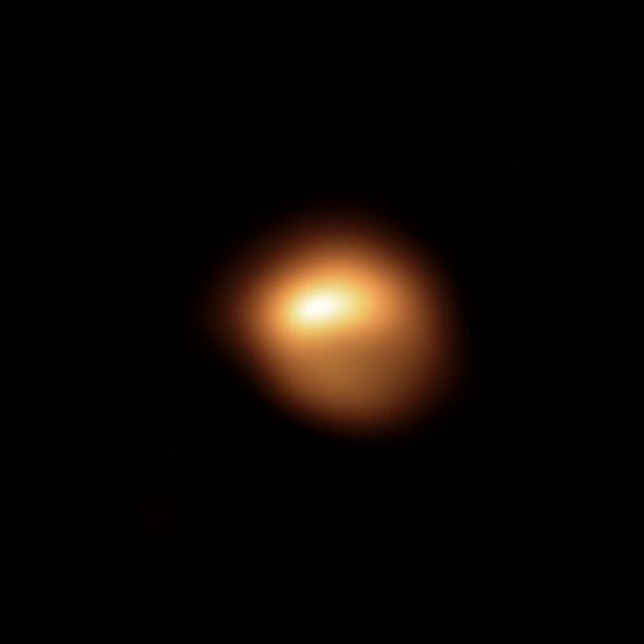 Betelgeuse Is Still Dimming! And We Have the Pictures to Prove It ...