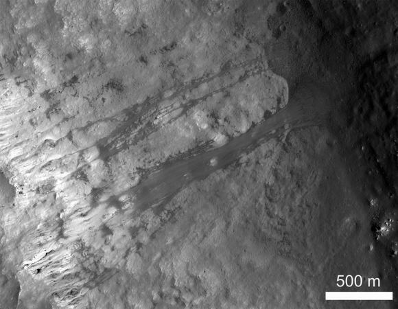 This is a Landslide... on the Moon - Universe Today