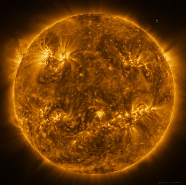 ESA's Solar Orbiter Takes A Ludicrously High Resolution Image Of The ...