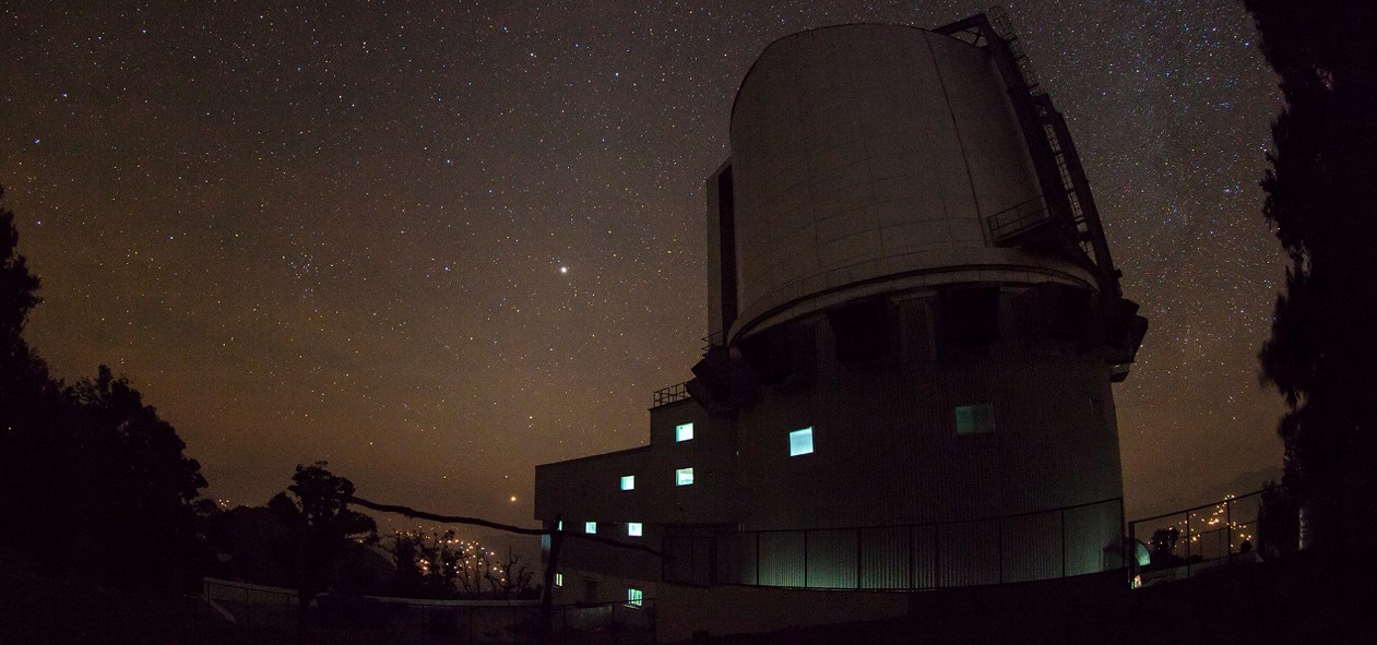 The World's Largest Liquid-Mirror Telescope Comes Online - Universe Today