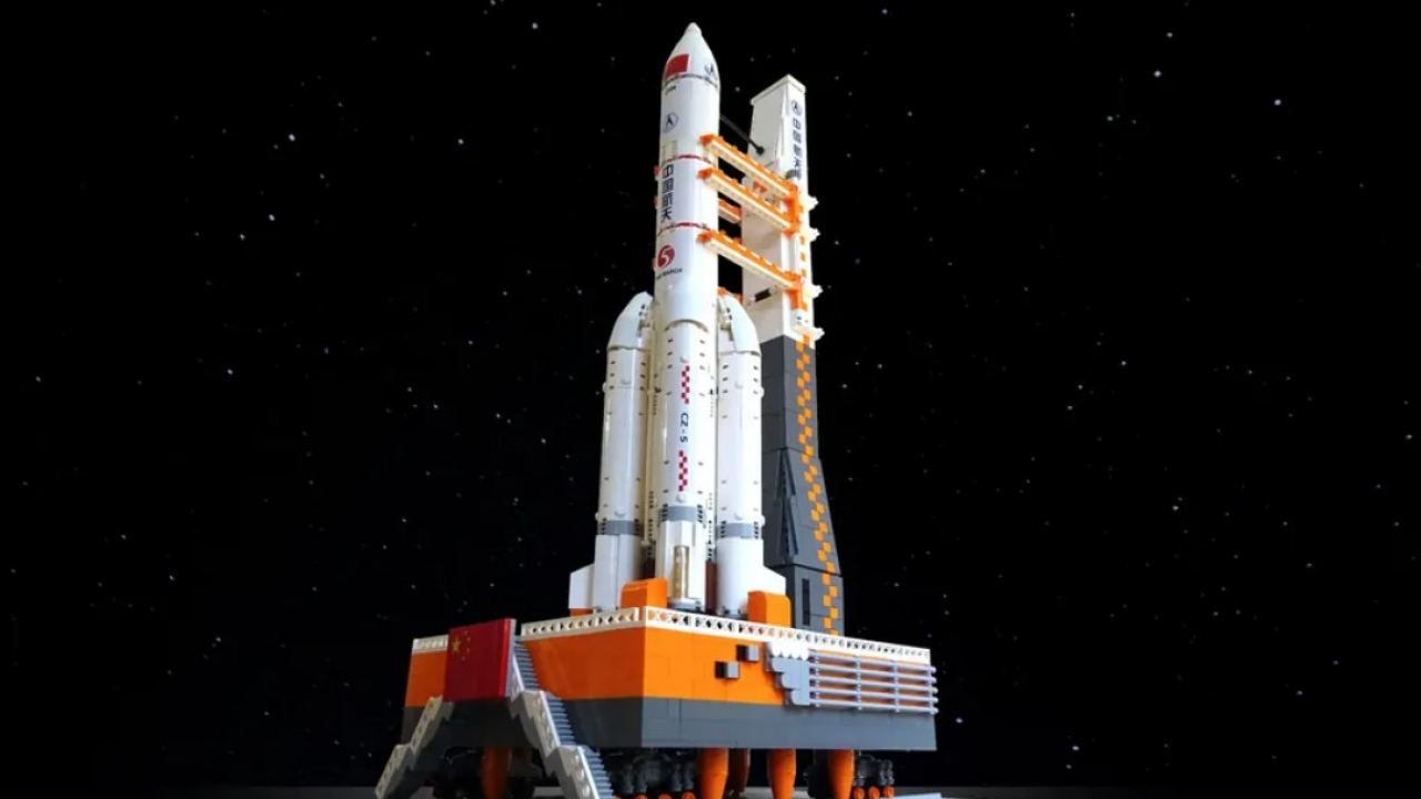 A new LEGO Spacecraft to Vote for: China's Long March 5 With the Tianwen-1  That Flew to Mars - Universe Today