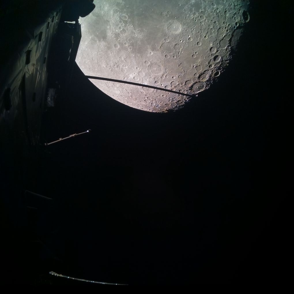 JMC 1 captured this image of the Moon during the lunar flyby. CREDIT: ESA/Juice/JMC. ACKNOWLEDGEMENTS: Simeon Schmauß & Mark McCaughrean. LICENCE: CC BY-SA 3.0 IGO